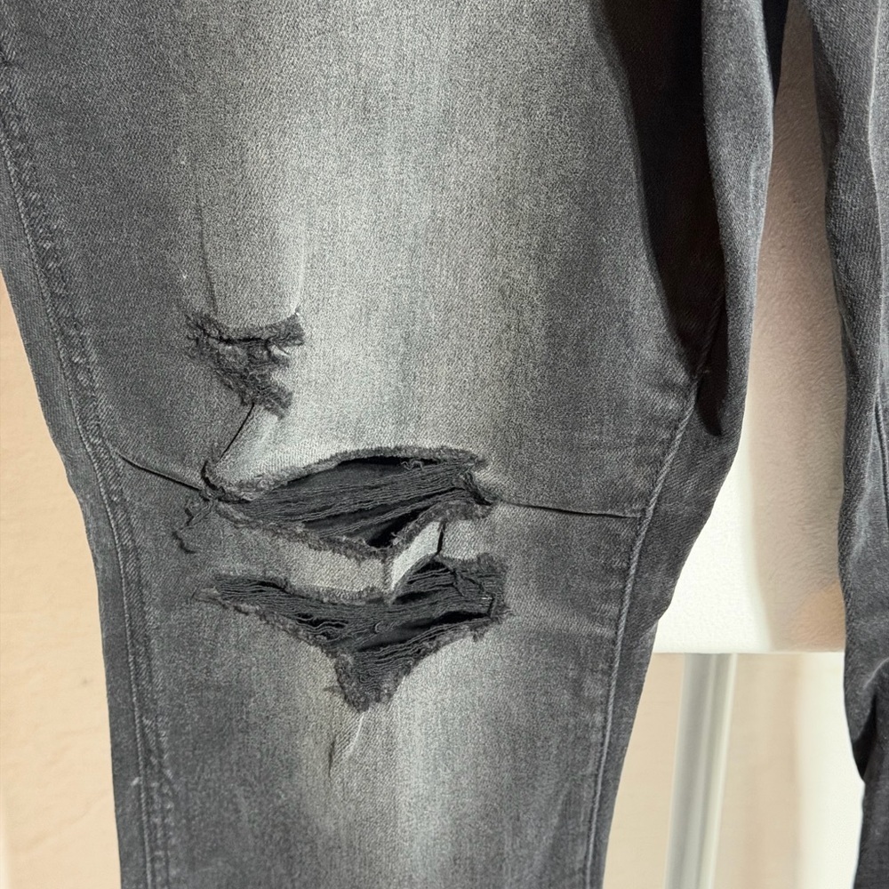 NWT Maurice’s High Rise Distressed Black Women's Jeggings Size Large Regular - Picture 3 of 9